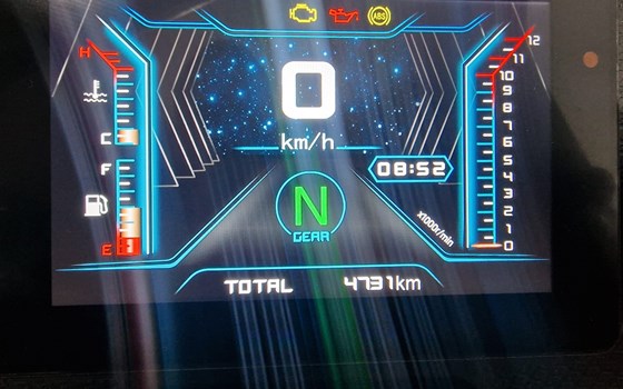 Gebrauchtmotorrad QJ Motor SRT 700 X - Bild 6