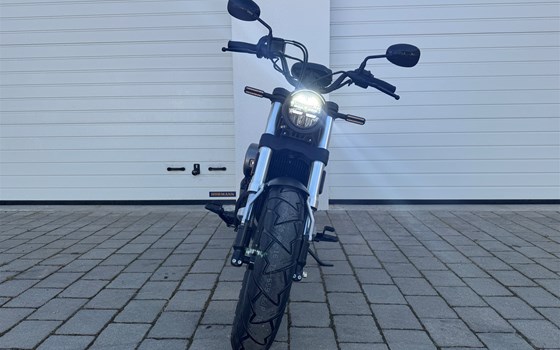 Neufahrzeug Hyosung GV 125i S Aquila EVO ABS - Bild 6