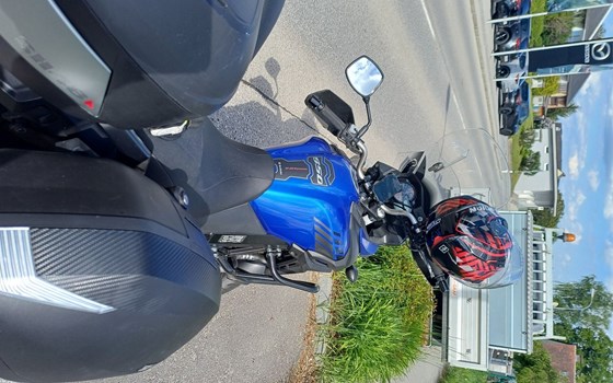 Gebrauchtmotorrad Suzuki V-Strom 650 XT - Bild 4 Gebrauchtmotorrad Suzuki V-Strom 650 XT - Bild 4