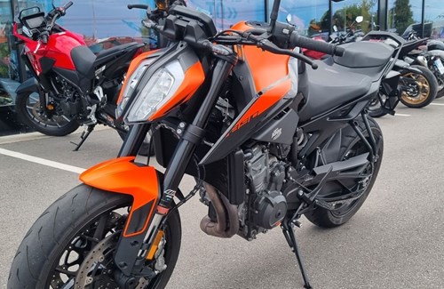 Gebrauchtmotorrad KTM 890 Duke