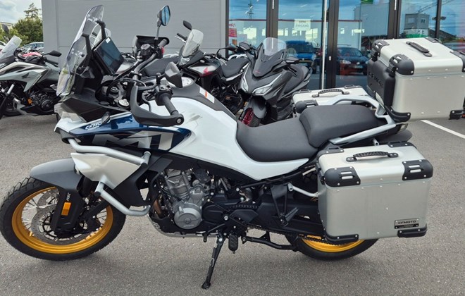 CFMOTO 800MT Explore