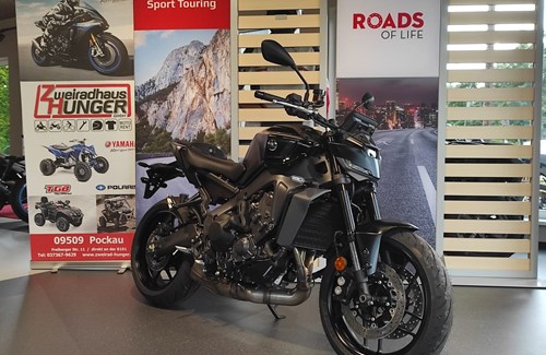 Neumotorrad Yamaha MT-09 Y-AMT