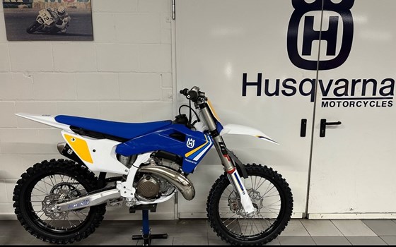 Neufahrzeug Husqvarna TC 300 Heritage - Bild 1