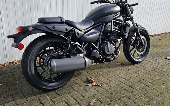 Gebrauchtmotorrad Kawasaki Eliminator 500 - Bild 3