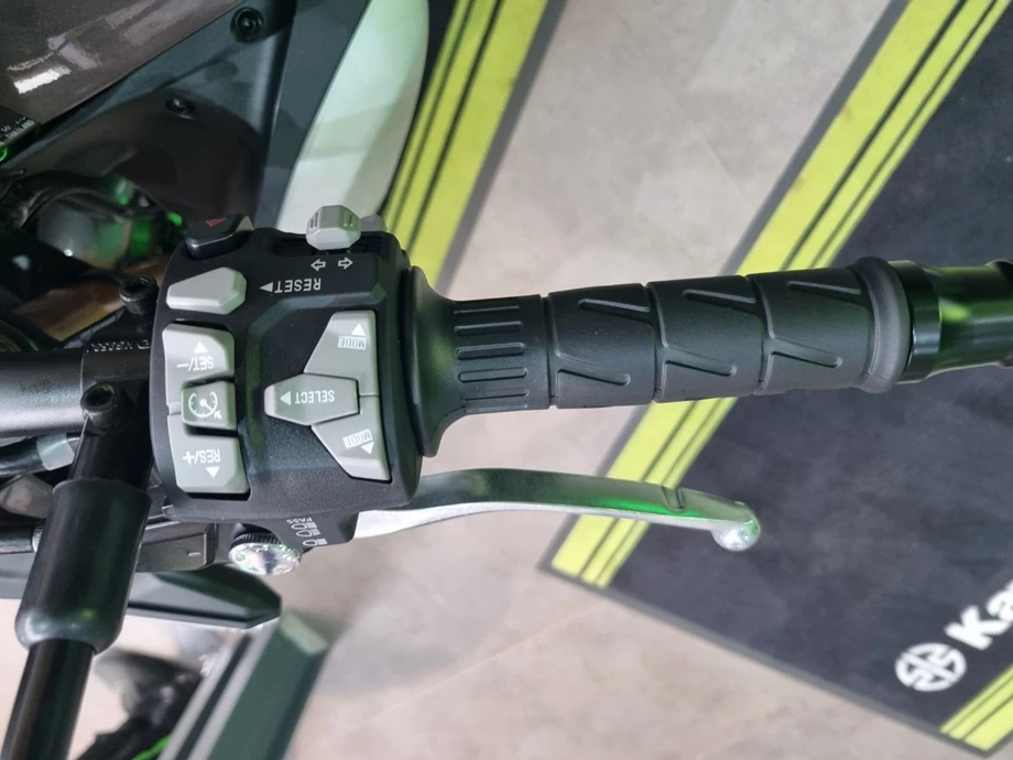 Angebot Kawasaki Z900 SE Bild 9: Angebot Kawasaki Z900 SE