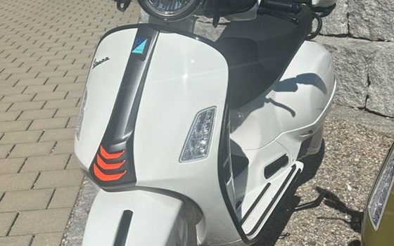 Neufahrzeug Vespa GTS 125 Super Sport - Bild 18