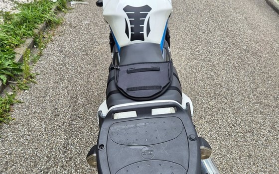 Gebrauchtmotorrad Suzuki Bandit 650S - Bild 16 Gebrauchtmotorrad Suzuki Bandit 650S - Bild 16