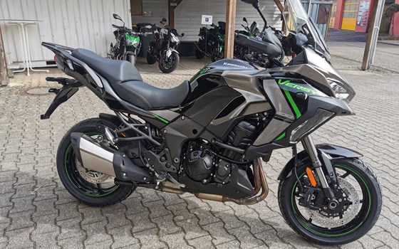 Gebrauchtmotorrad Kawasaki Versys 1100 SE - Bild 2
