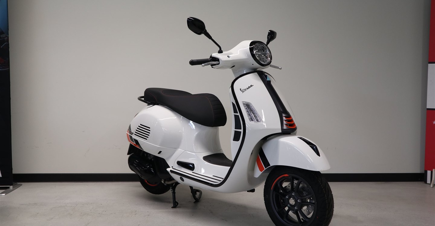 Angebot Vespa GTS 125 Super Sport