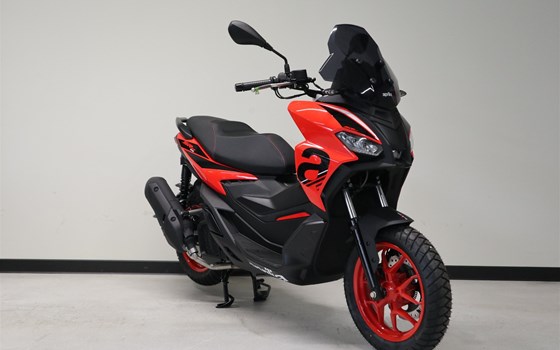 Neufahrzeug Aprilia SR GT Sport 200 - Bild 2