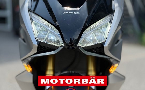 Gebrauchtmotorrad Honda Forza 750 - Bild 10 Gebrauchtmotorrad Honda Forza 750 - Bild 10