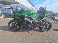 Gebrauchtmotorrad Kawasaki Ninja 1100SX SE Gebrauchtfahrzeug