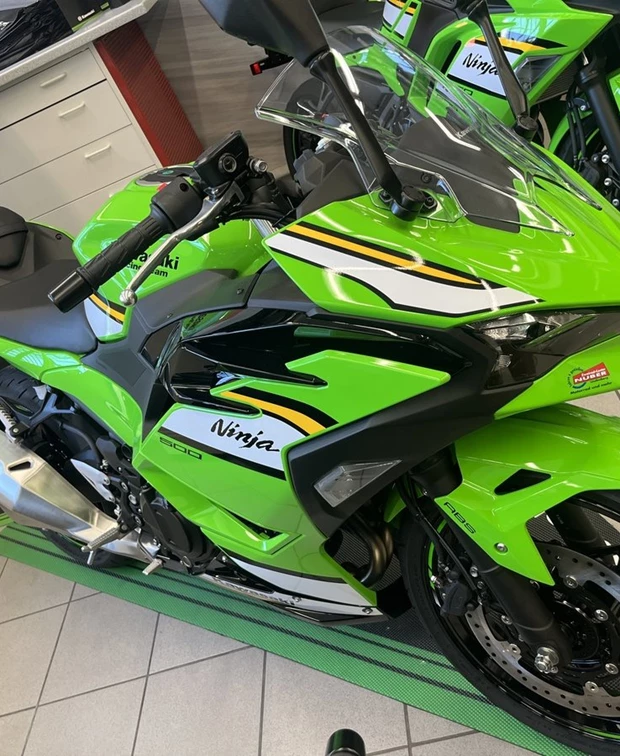 Kawasaki Ninja 500 SE