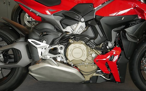 Neufahrzeug Ducati Streetfighter V4 - Bild 4