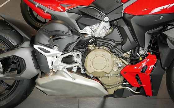 Neufahrzeug Ducati Streetfighter V4 S - Bild 4