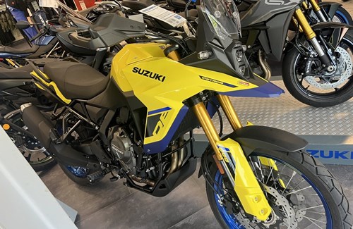 Neumotorrad Suzuki V-Strom 800DE