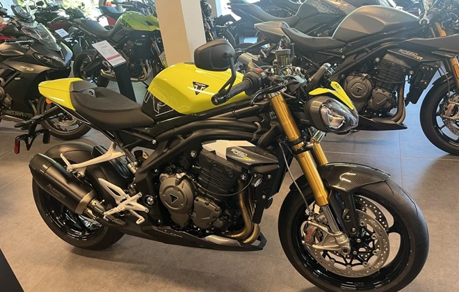 Triumph Speed Triple 1200 RX