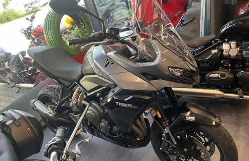 Gebrauchtmotorrad Triumph Tiger Sport 800