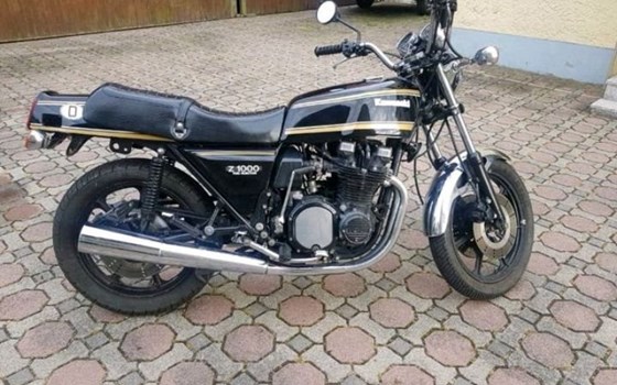Gebrauchtmotorrad Kawasaki Z1000 - Bild 1
