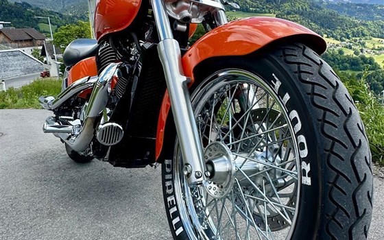 Gebrauchtmotorrad Honda VT1100 C Shadow - Bild 1 Gebrauchtmotorrad Honda VT1100 C Shadow - Bild 1