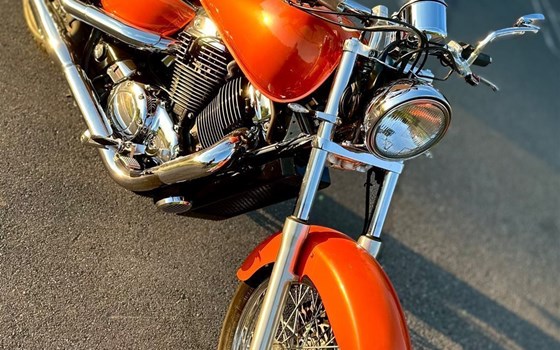 Gebrauchtmotorrad Honda VT1100 C Shadow - Bild 4 Gebrauchtmotorrad Honda VT1100 C Shadow - Bild 4