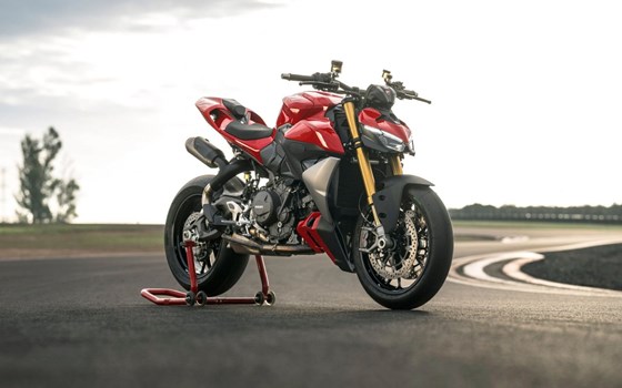 Neufahrzeug Ducati Streetfighter V2 S - Bild 7