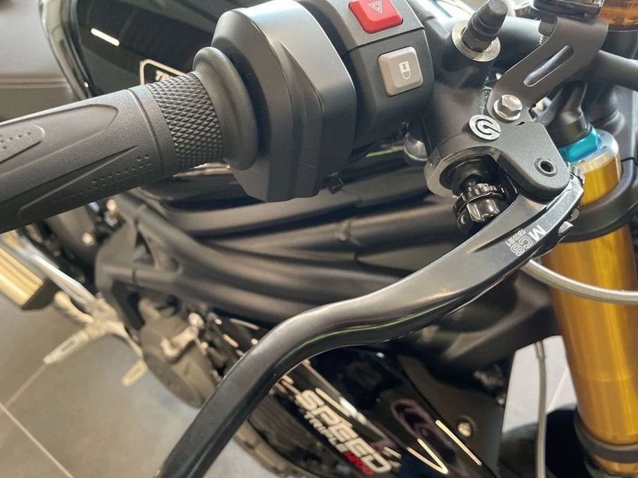 Angebot Triumph Speed Triple 1200 RS Bild 13: Angebot Triumph Speed Triple 1200 RS