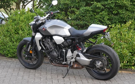 Gebrauchtmotorrad Honda CB 1000 R - Bild 5