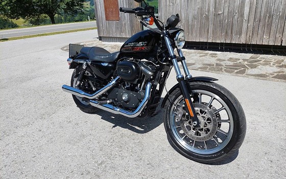 Gebrauchtmotorrad Harley-Davidson Sportster XL 883 R Roadster - Bild 2 Gebrauchtmotorrad Harley-Davidson Sportster XL 883 R Roadster - Bild 2