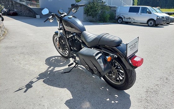 Gebrauchtmotorrad Harley-Davidson Sportster XL 883 R Roadster - Bild 6 Gebrauchtmotorrad Harley-Davidson Sportster XL 883 R Roadster - Bild 6