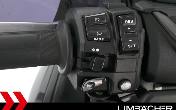 Gebrauchtmotorrad Yamaha TMAX 560 Tech Max - Bild 14