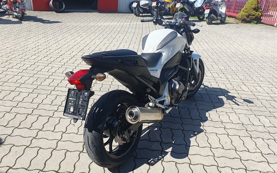 Gebrauchtmotorrad Honda NC700S DCT - Bild 3 Gebrauchtmotorrad Honda NC700S DCT - Bild 3