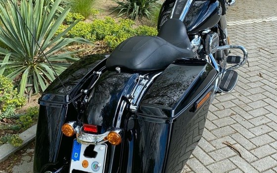 Gebrauchtmotorrad Harley-Davidson Touring Street Glide Special FLHXS - Bild 10