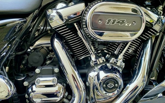 Gebrauchtmotorrad Harley-Davidson Touring Street Glide Special FLHXS - Bild 17