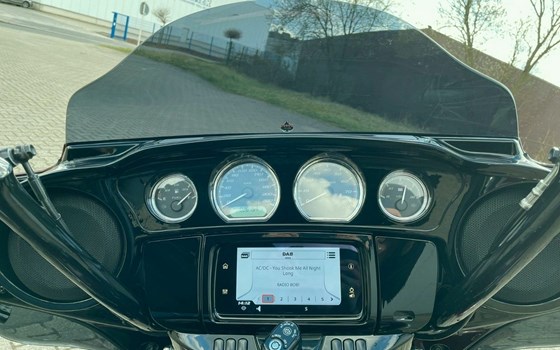 Gebrauchtmotorrad Harley-Davidson Touring Street Glide Special FLHXS - Bild 12