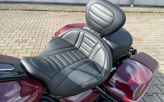 Gebrauchtmotorrad Harley-Davidson Touring Street Glide Special FLHXS - Bild 6