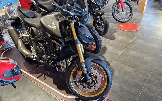 Neufahrzeug Honda CB1000 Hornet SP - Bild 1