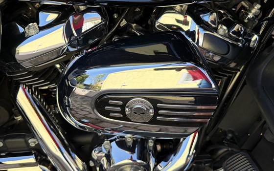 Gebrauchtmotorrad Harley-Davidson Touring Electra Glide Ultra Limited FLHTK - Bild 5 Gebrauchtmotorrad Harley-Davidson Touring Electra Glide Ultra Limited FLHTK - Bild 5