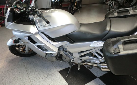 Gebrauchtmotorrad Yamaha FJR1300A - Bild 2