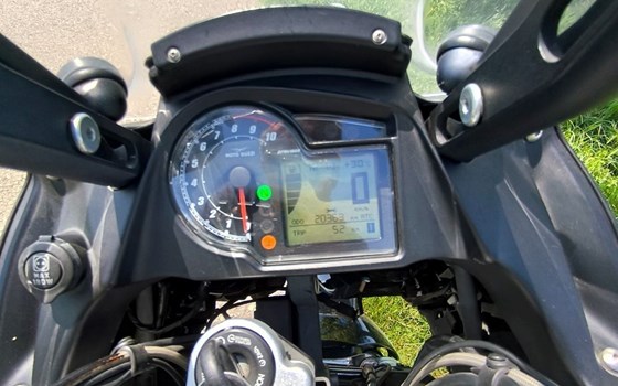 Gebrauchtmotorrad Moto Guzzi Stelvio 1200 8V - Bild 6 Gebrauchtmotorrad Moto Guzzi Stelvio 1200 8V - Bild 6