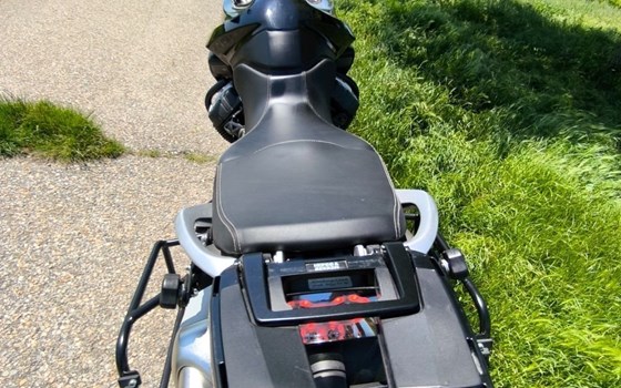 Gebrauchtmotorrad Moto Guzzi Stelvio 1200 8V - Bild 7 Gebrauchtmotorrad Moto Guzzi Stelvio 1200 8V - Bild 7
