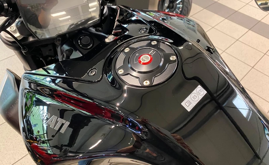 Angebot Ducati Diavel V4 Bild 15: Angebot Ducati Diavel V4