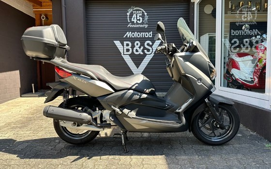 Gebrauchtmotorrad Yamaha XMAX 125 - Bild 1