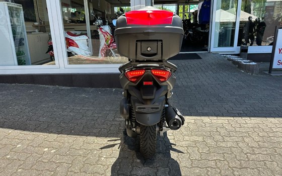 Gebrauchtmotorrad Yamaha XMAX 125 - Bild 4