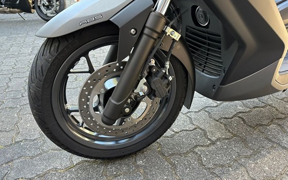 Gebrauchtmotorrad Yamaha XMAX 125 - Bild 8