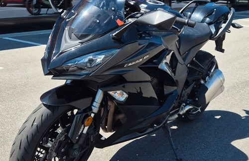Gebrauchtmotorrad Kawasaki Z1000SX