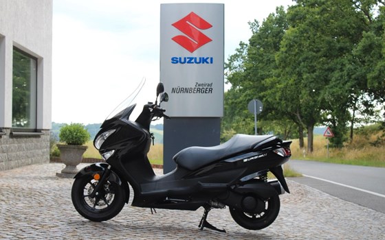 Gebrauchtmotorrad Suzuki Burgman 125 - Bild 1
