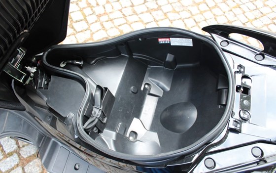 Gebrauchtmotorrad Suzuki Burgman 125 - Bild 13