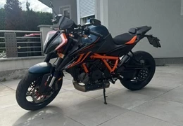 Gebrauchte KTM 1290 Super Duke R EVO Gebrauchte KTM 1290 Super Duke R EVO