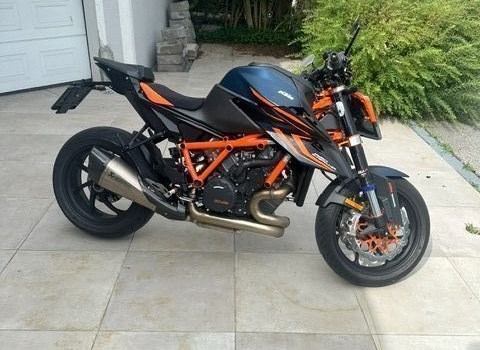 Gebrauchtmotorrad KTM 1290 Super Duke R EVO - Bild 7 Gebrauchtmotorrad KTM 1290 Super Duke R EVO - Bild 7